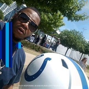 Meet your Posher, Cass